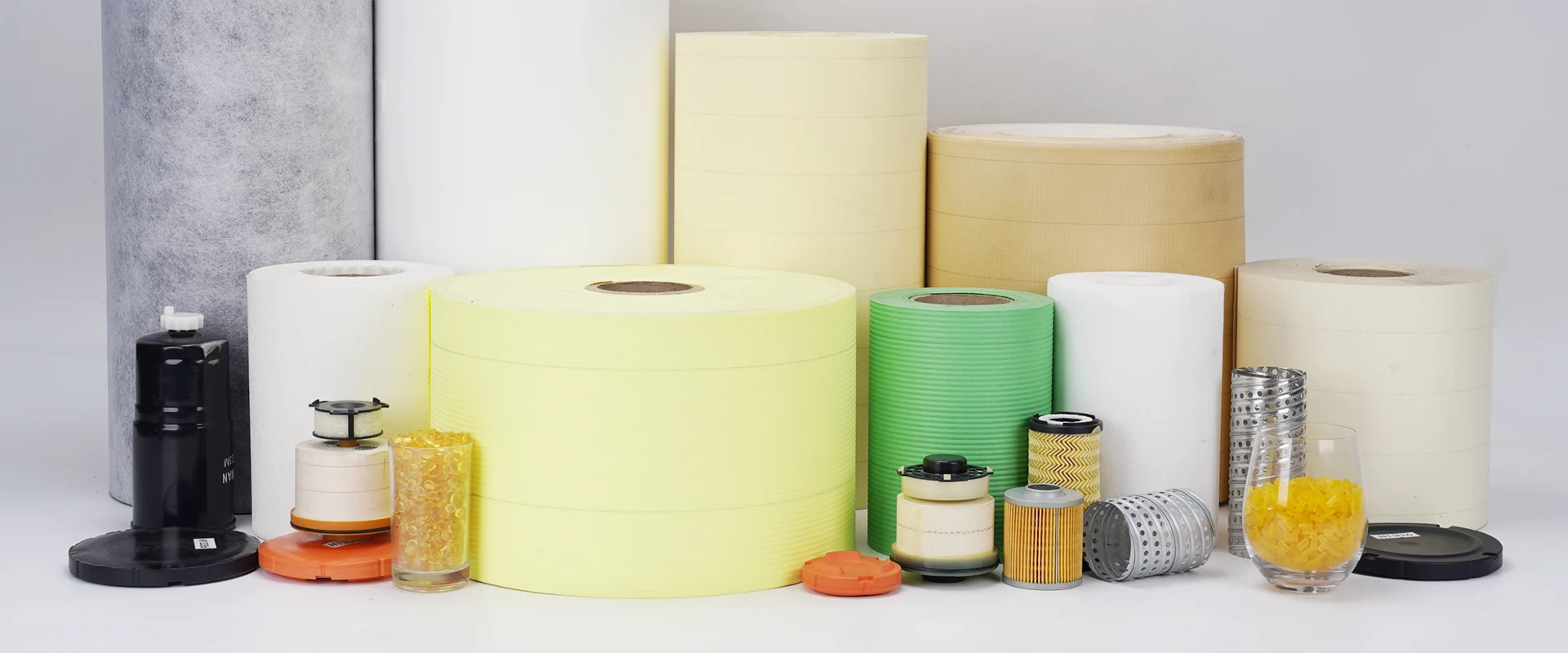 Various filter materials and accessories for automotive filtration and air purification