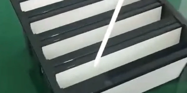 V-type frame filter spraying line glue